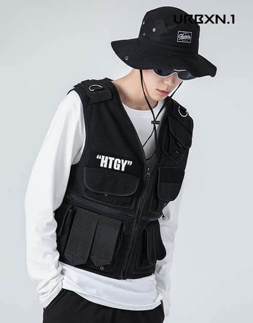 black vest techwear